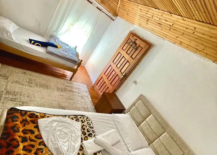 Maison d'hôtes Lokthi Guesthaose Theth